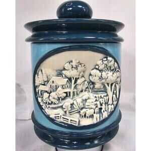 Vtg Hershey Molds 3D Country Farm Scene 1979 Lidded Canister Cookie Jar Blue 8x6